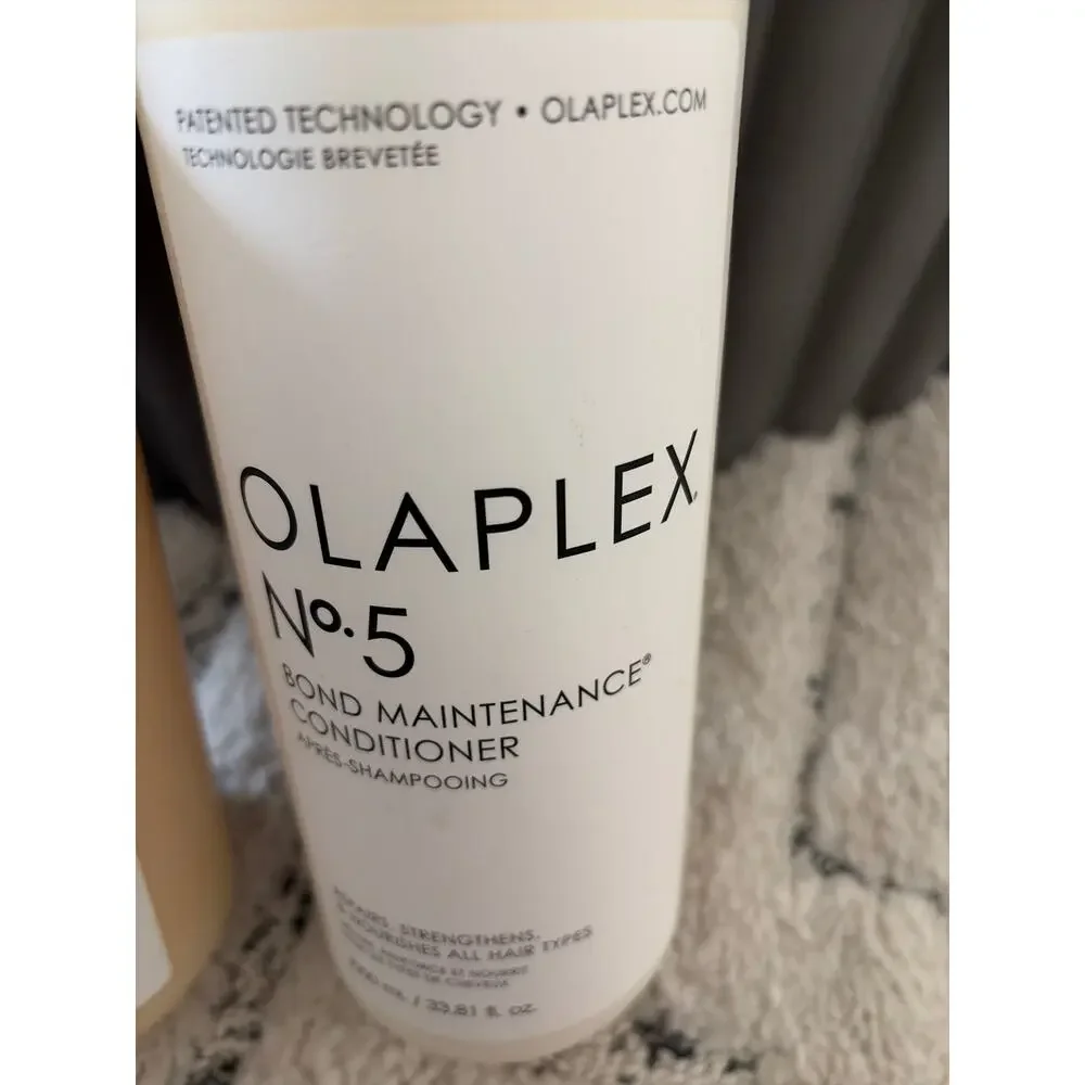 Olaplex No. 4 Bond Maintenance Shampoo and Conditioner, 33.81 fl oz - Picture 3 of 5